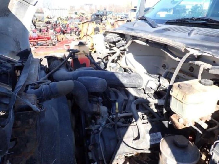 2016-ford-f650-image-26