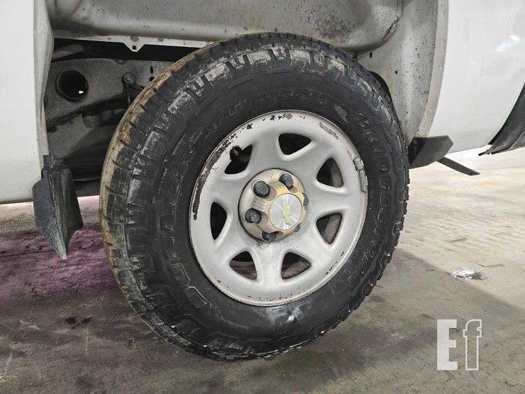 2014-chevrolet-silverado-1500-image-19