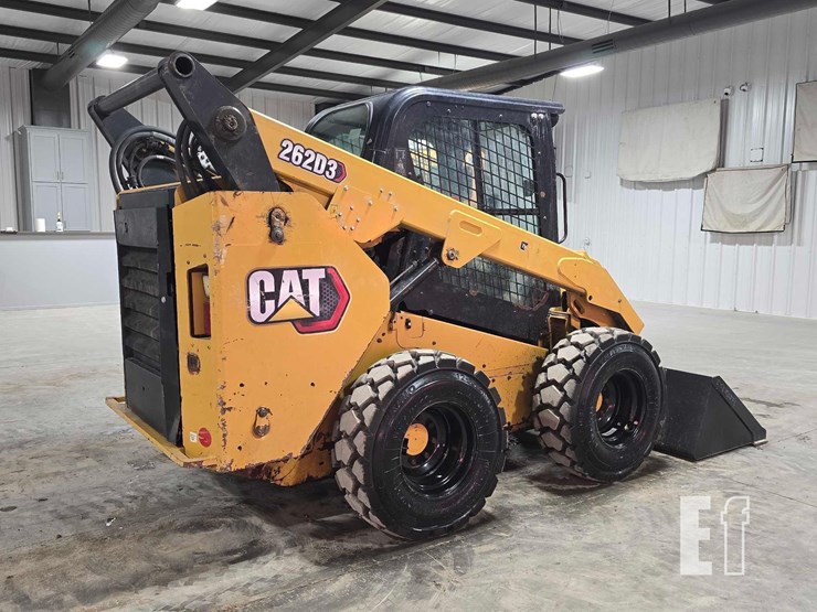 caterpillar-262d3-image-3