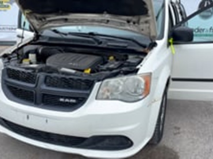 2013-ram-c/v-image-9