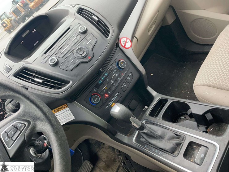 2017-ford-escape-image-13