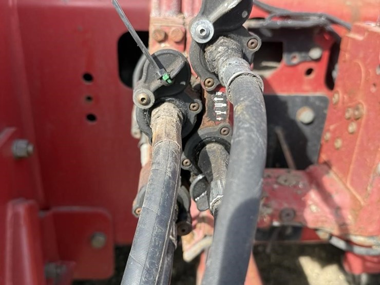 case-ih-4900-image-10