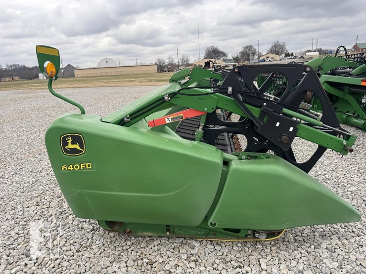 2015-john-deere-640fd-image-12
