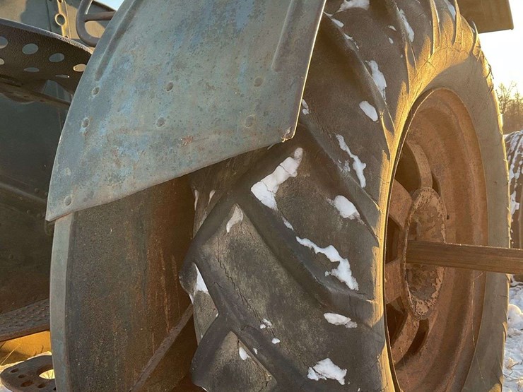 1935-fordson-image-10