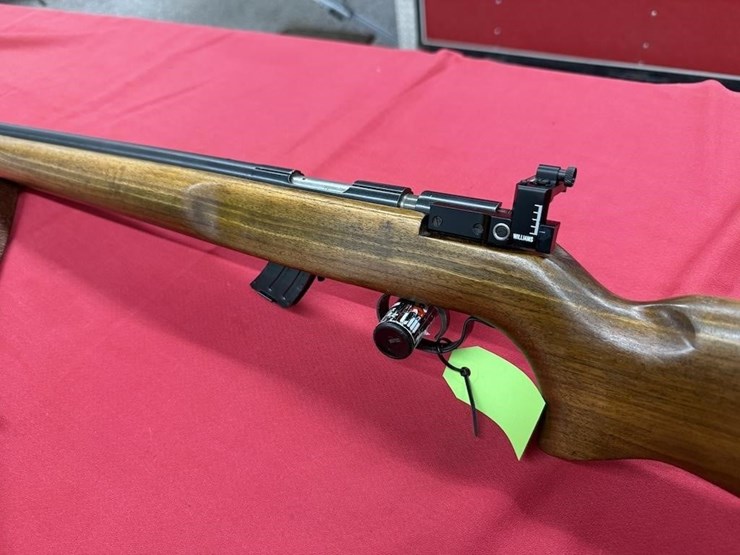 remington-matchmaster-513-7-.22-lr-rifle-image-7