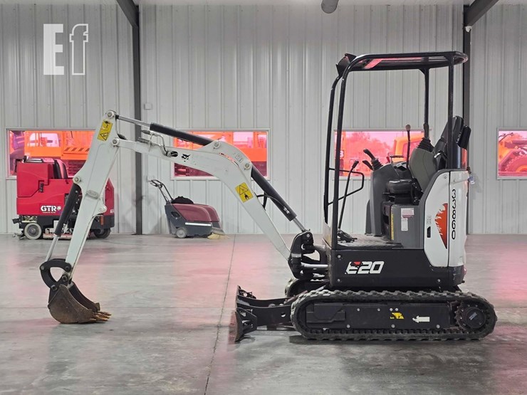 2022-bobcat-e20-image-5