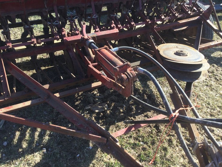 international-10-image-3