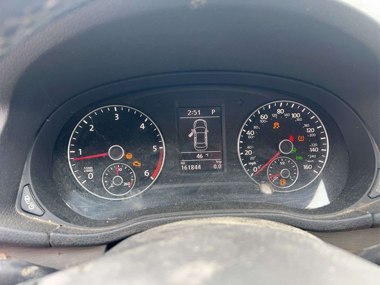 2014-volkswagen-passat-tdi-image-53