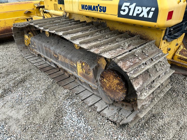 2017-komatsu-d51pxi-24-image-16