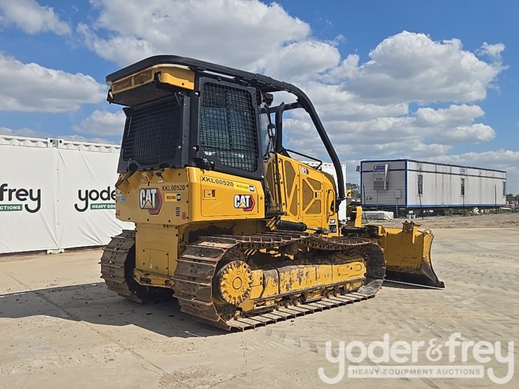 2021-caterpillar-d1-image-5