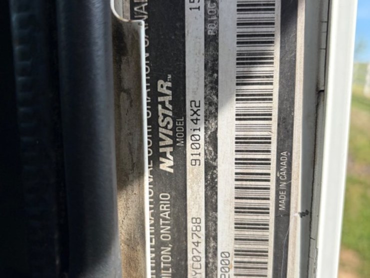 2000-international-9100-image-23