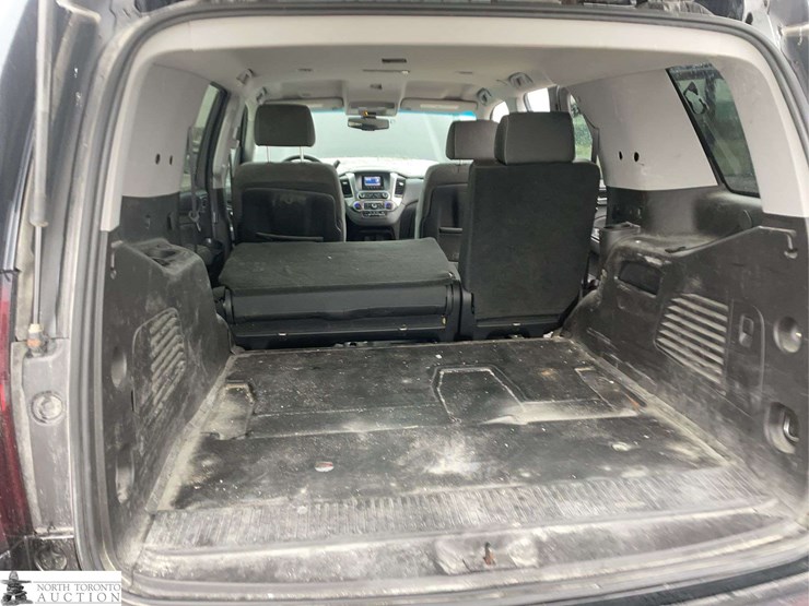 2015-chevrolet-tahoe-image-26