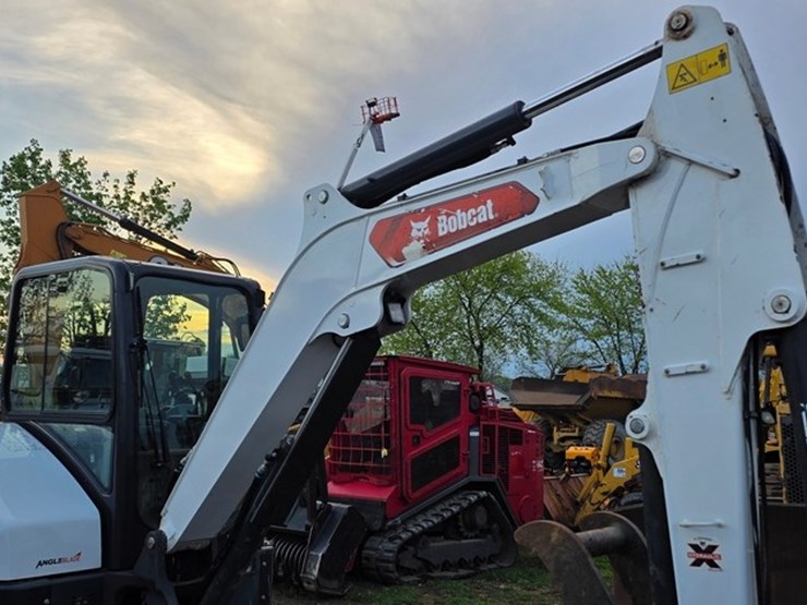 2023-bobcat-e42-image-40