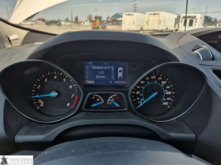 2013-ford-escape-image-12