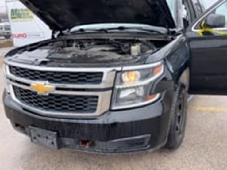 2017-chevrolet-tahoe-image-9