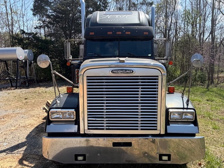 #31724-•-1997-freightliner-tandem-axle-flatbed-entertainmen-image-22