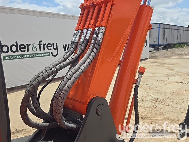 2020-doosan-dx60e-9cn-image-46