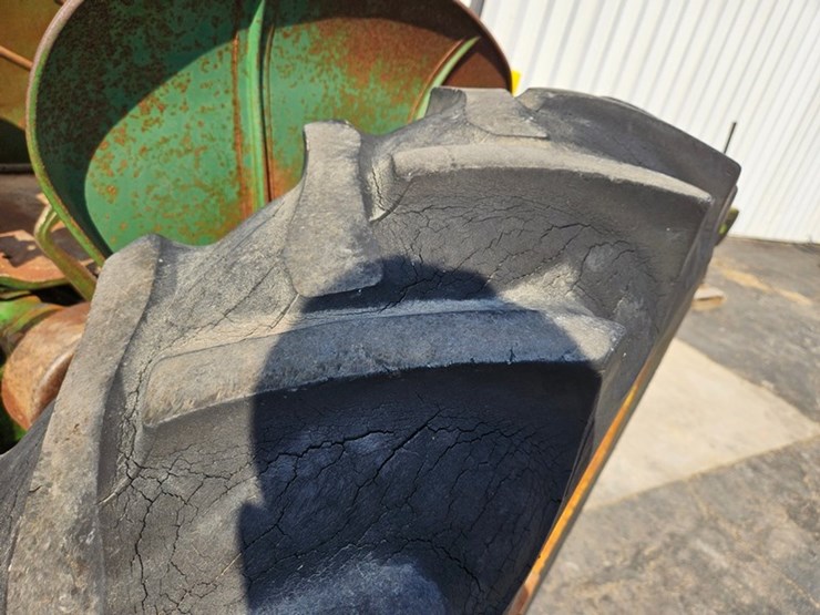 1954-john-deere-60-image-39