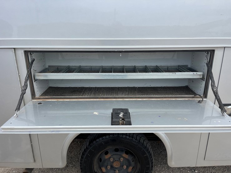 2018-ford-transit-image-21