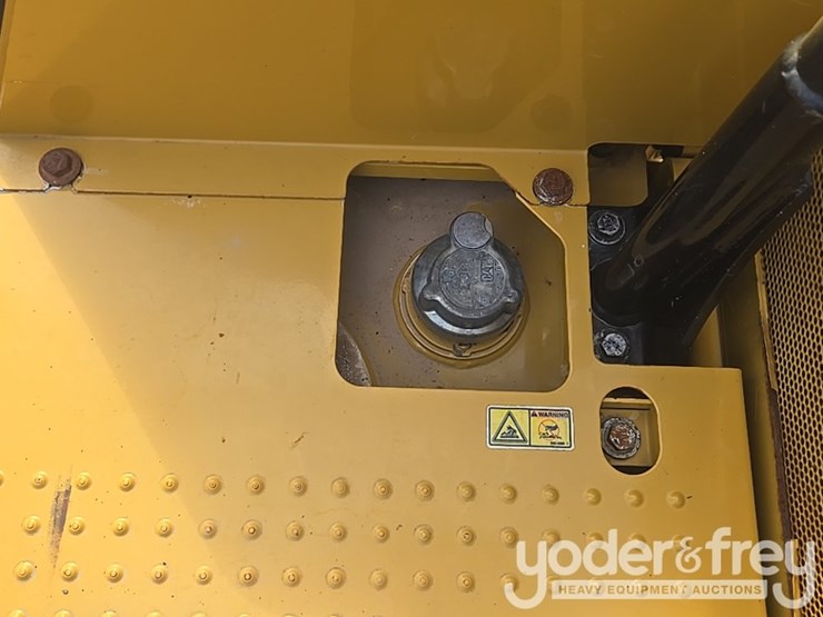 2017-caterpillar-336fl-image-92