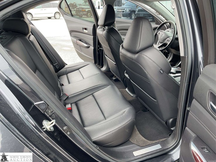 2015-acura-tlx-image-21