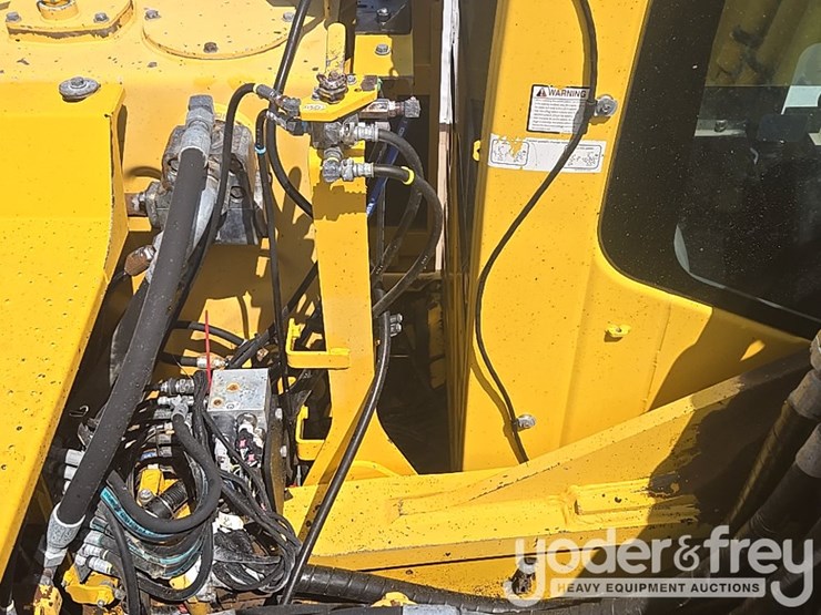 2015-komatsu-pc490-lc-11-image-121