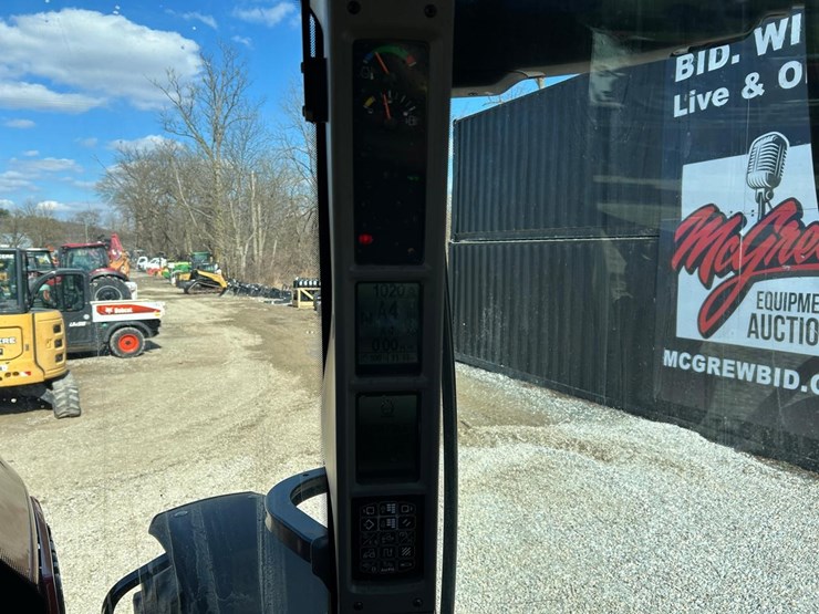 2022-case-ih-maxxum-115-image-24