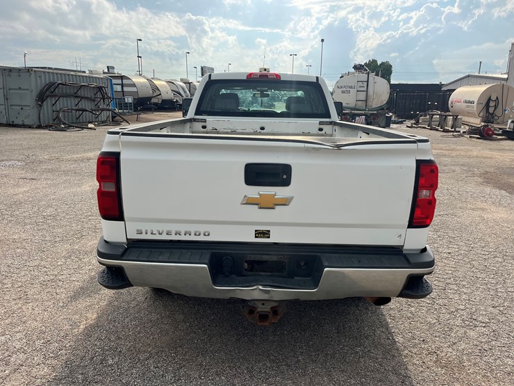 2016-chevrolet-silverado-2500hd-image-6