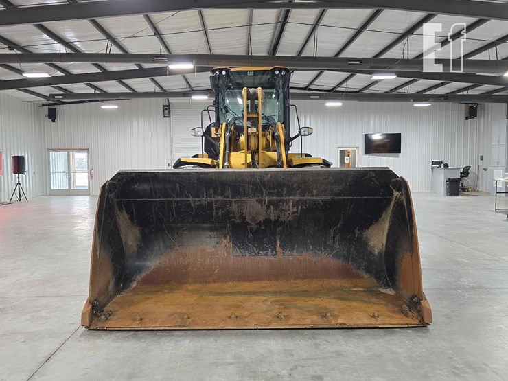 2019-caterpillar-938m-image-7
