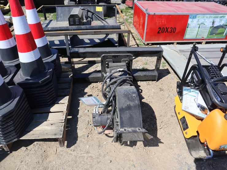 future-skid-steer-stump-grinder-image-3