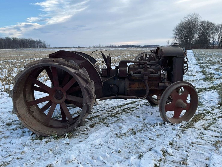 fordson-(england)-with-hamilton-rear-end-image-4