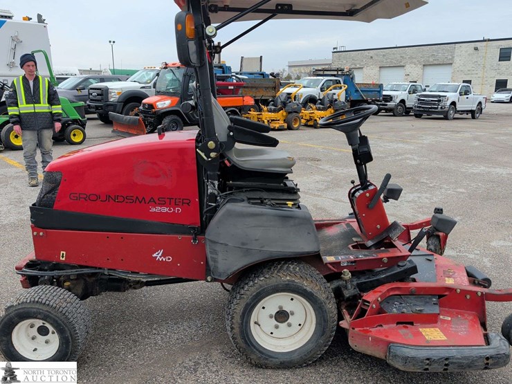 2015-toro-groundsmaster3280d-image-6