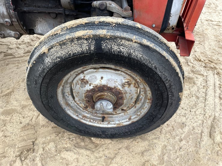 massey-ferguson-230-image-72