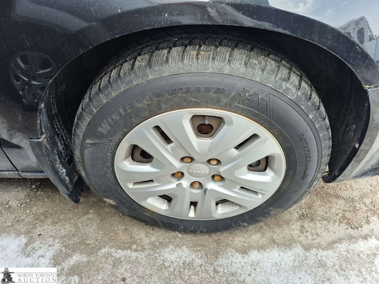 2016-dodge-grand-caravan-sxt-image-15