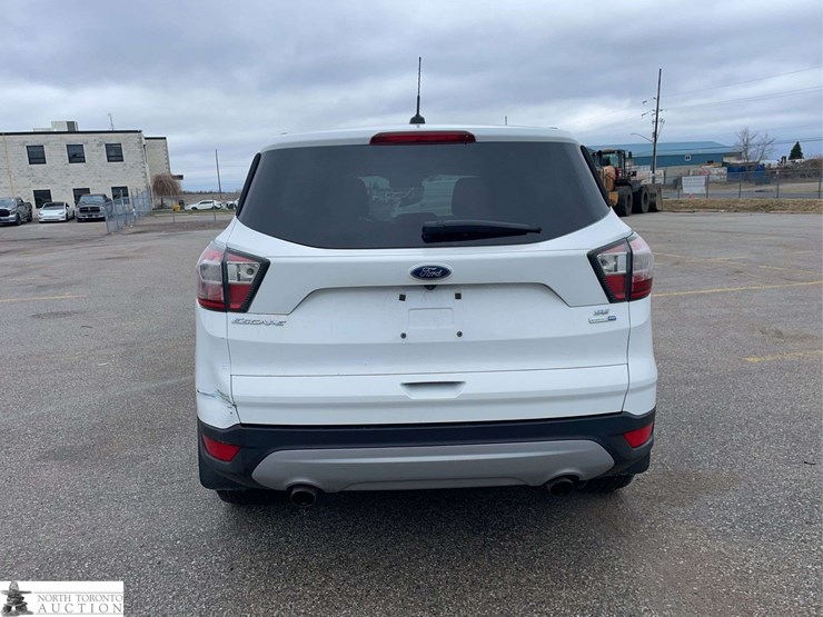 2017-ford-escape-image-6