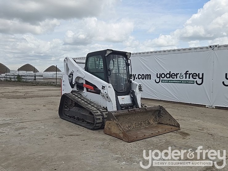 2021-bobcat-t740-image-7