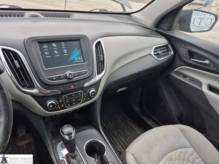 2018-chevrolet-equinox-image-13