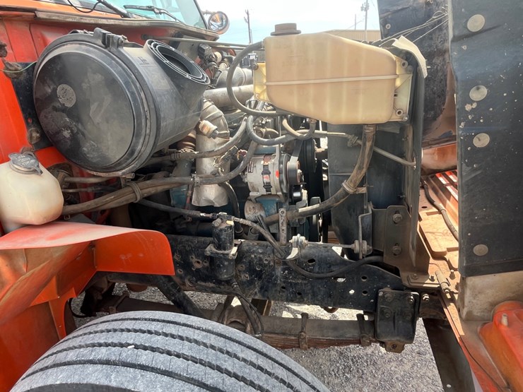 1999-international-4900-image-8