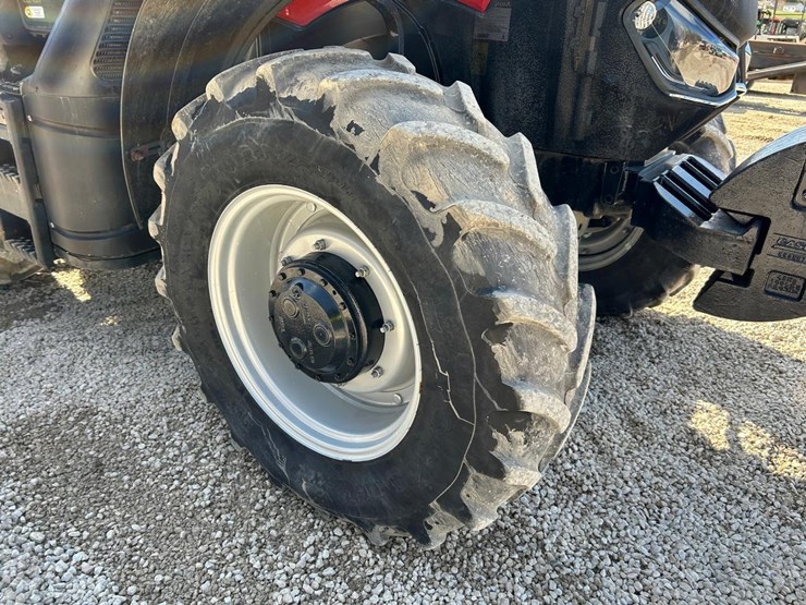 2022-case-ih-maxxum-115-image-12