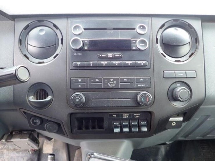 2017-ford-f750-image-17