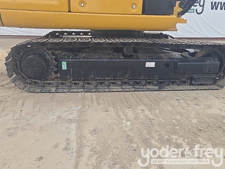 2018-caterpillar-305.5-image-18