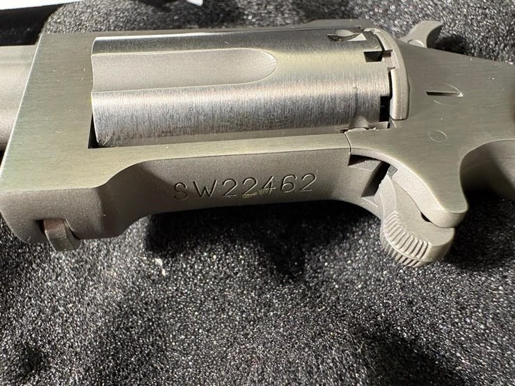 north-american-arms-22-mag-revolver-image-3