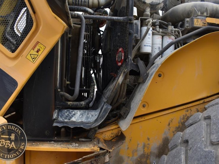 2015-volvo-l150h-image-52