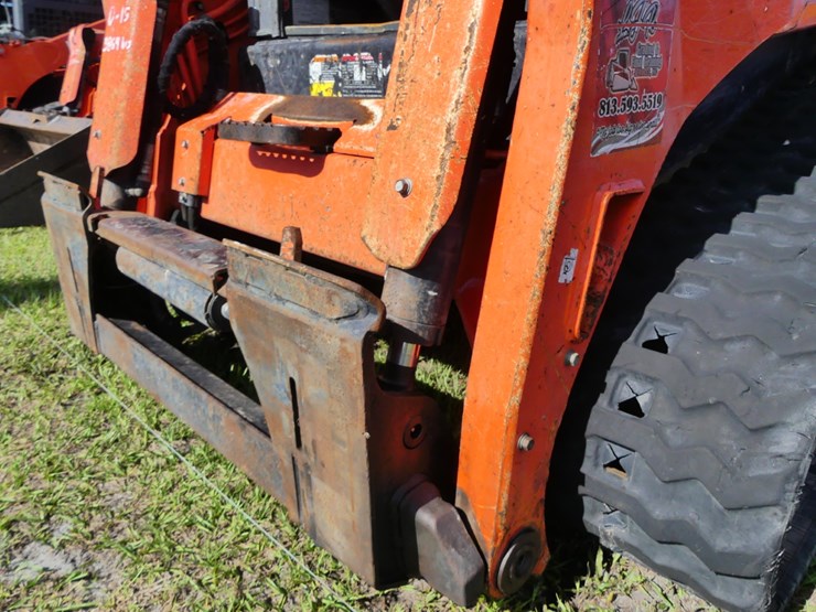 kubota-svl75-2-image-12