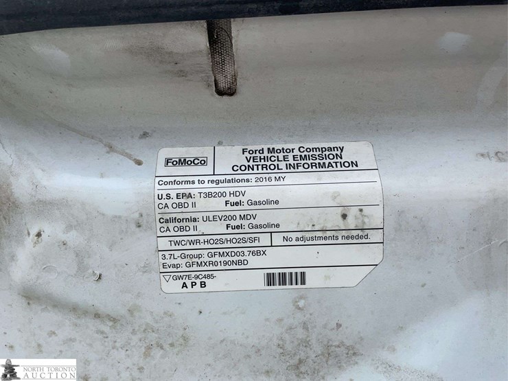 2016-ford-transit-image-24