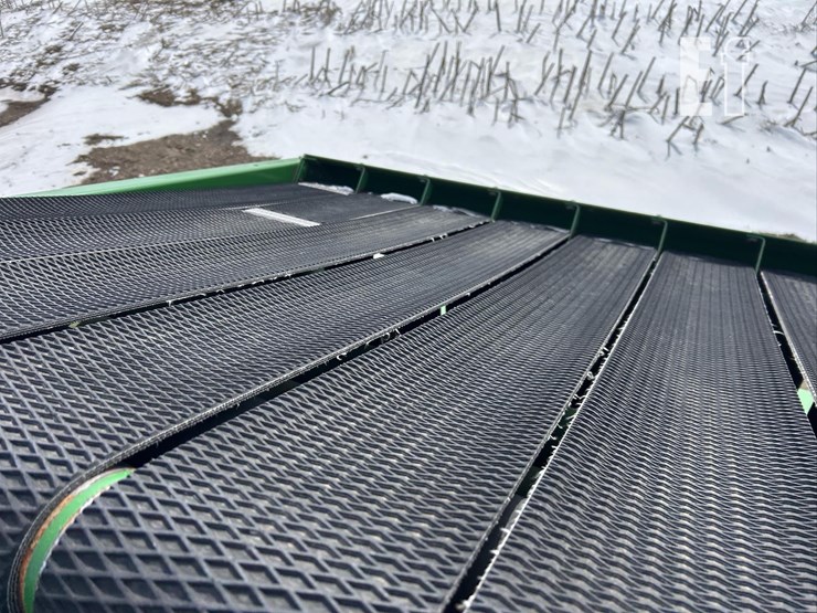 2001-john-deere-567-image-40