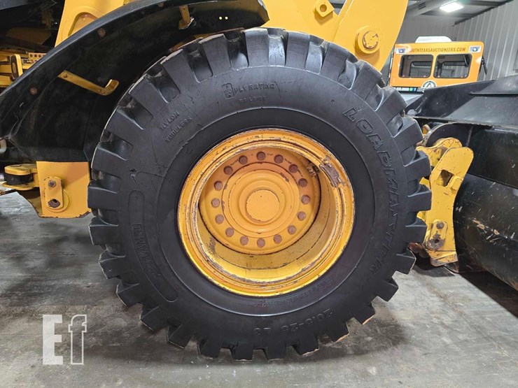 2014-caterpillar-938k-image-25
