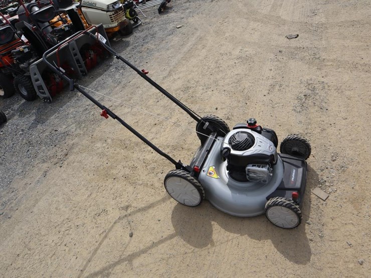 push-mower-image-1