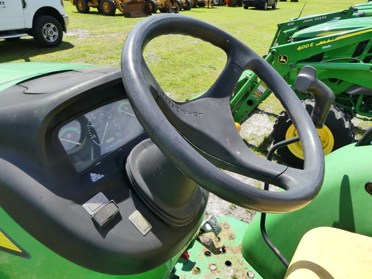 john-deere-4105-image-12