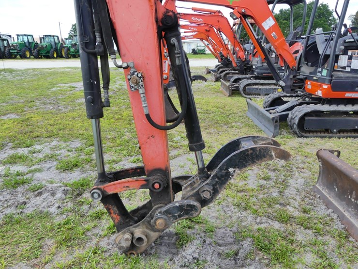 2018-kubota-kx033-4-image-8